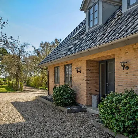 6 Bedroom Stunning In Ferienhaus