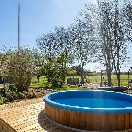 Holiday home 6 Bedroom Stunning In *