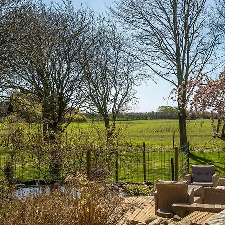6 Bedroom Stunning In Spottrup